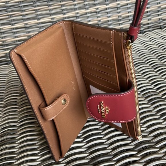 Coach Tech Wallet In Signature Canvas With Wildflower Print Khaki Multi - Picture 9 of 16